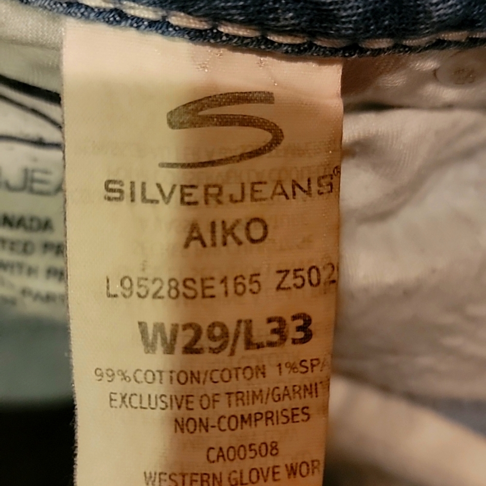 Silver Jeans - Picture 4 of 6